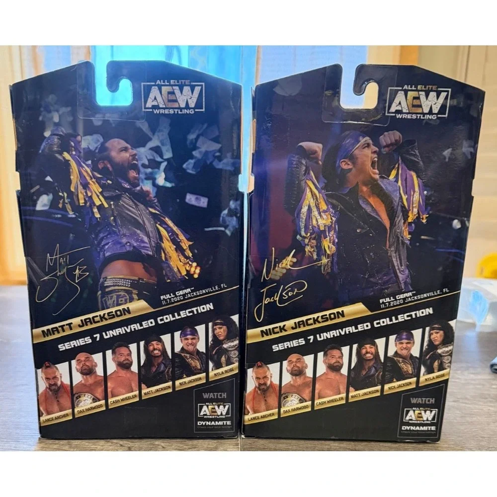 AEW Unrivaled Series 7 The Young Bucks Matt & Nick Jackson Action Figure Set